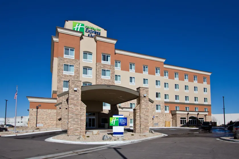 Holiday Inn Express and Suites Denver East Peoria Street by IHG - Image 1