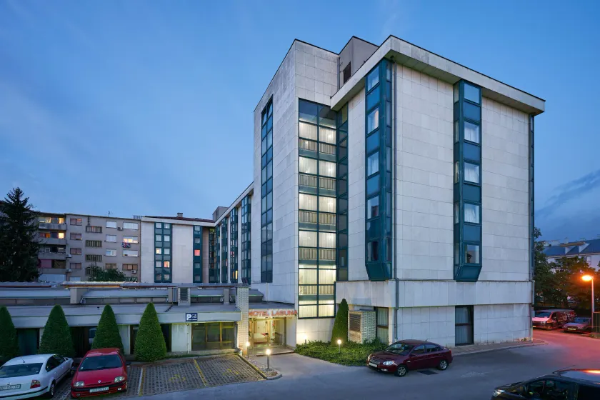 Hotel Laguna Zagreb - Image 1