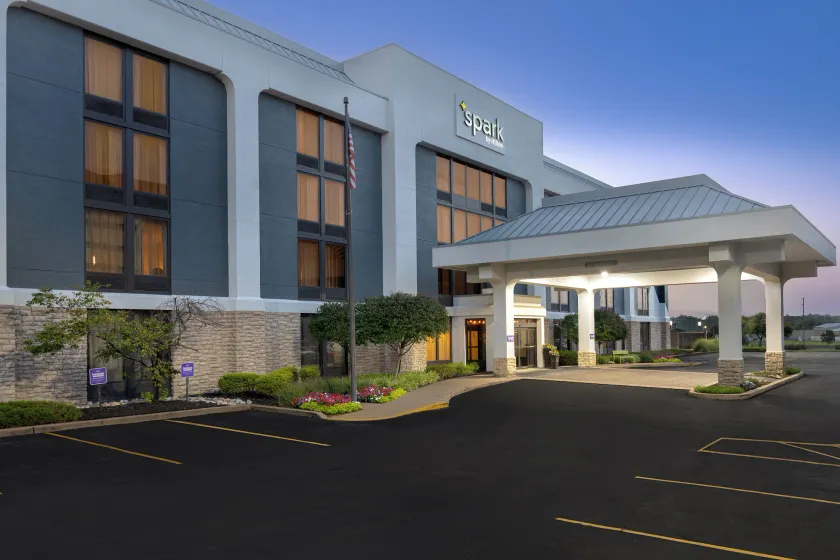 Spark by Hilton St. Louis Southwest - Image 1