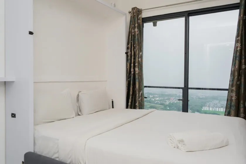 Elegant And Comfortable Studio Sky House Bsd Apartment - Image 1