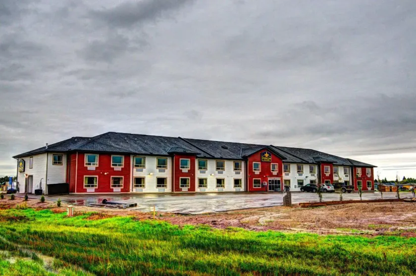 Western Star Inn & Suites Esterhazy - Image 1