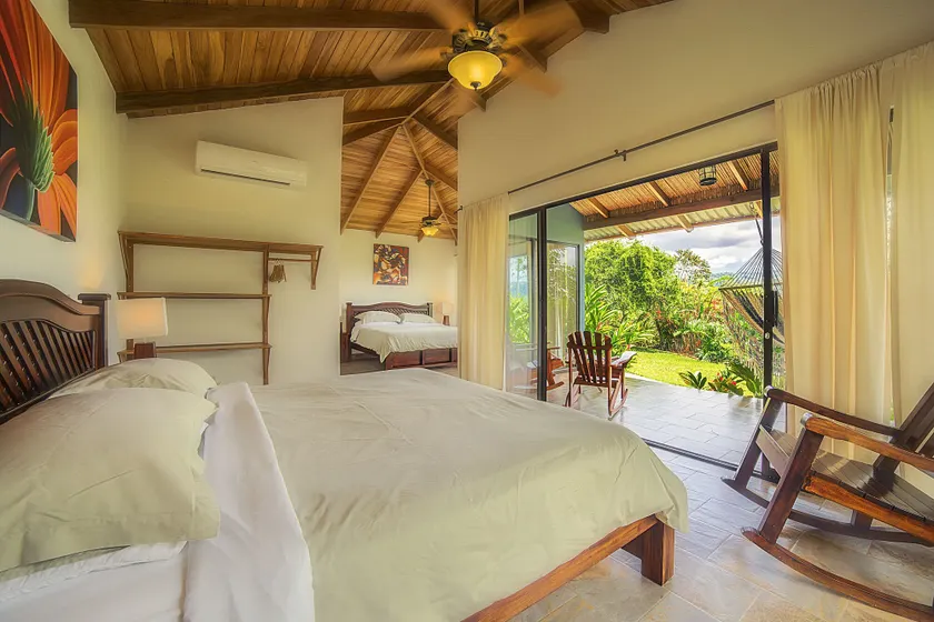 La Finca Lodge - Image 1