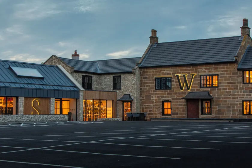 Wainstones Hotel - Image 1