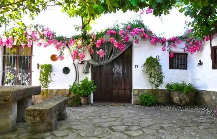 Cortijo La Gineta - Image 1