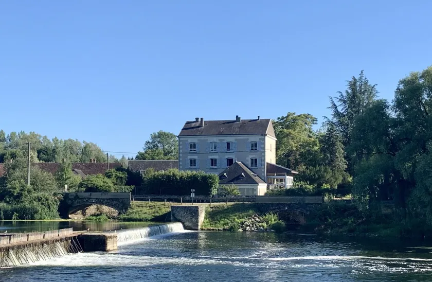 Le Moulin Du Port Chambres d'Hôtes Saint-Georges-sur-Cher - Image 1