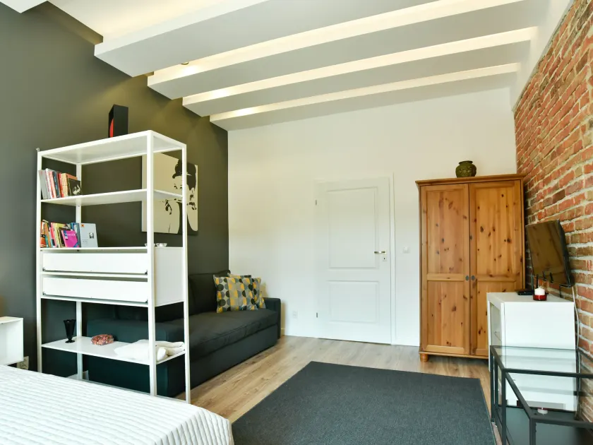 K12 Apartments - Room