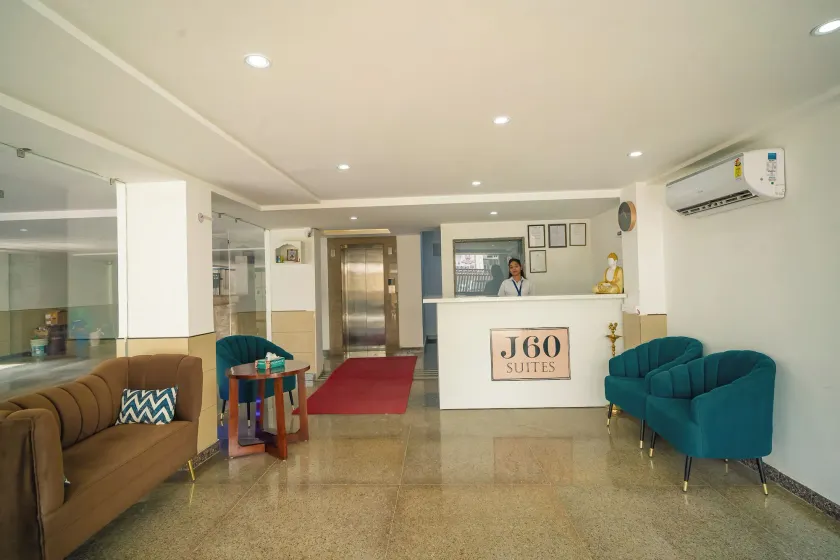 J60 Suites, Ashok Vihar - Near Netaji Subhash Place - Receção