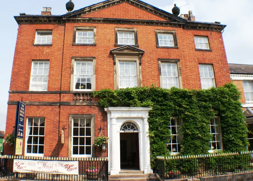The Bank House Hotel - Image 1