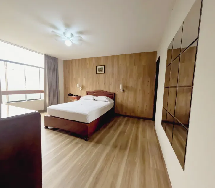 Hotel Asturias Inn - Image 1