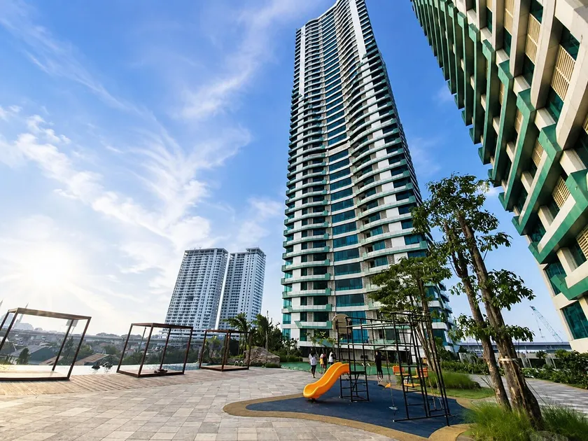 Apartemen Grand Kamala Lagoon by 21Room - Image 1