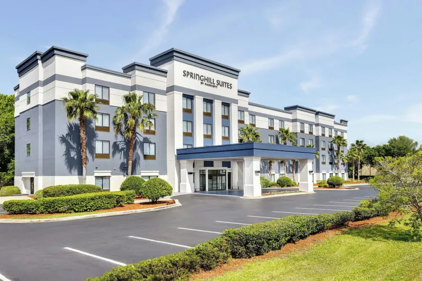 SpringHill Suites by Marriott Jacksonville North I-95 Area - Image 1