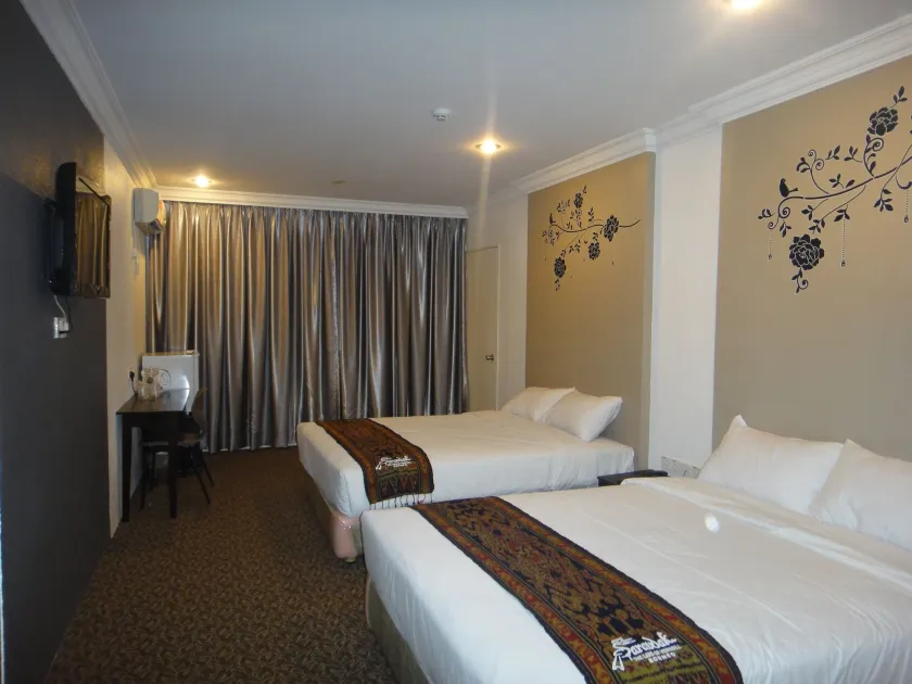 Regent Hotel - Image 1