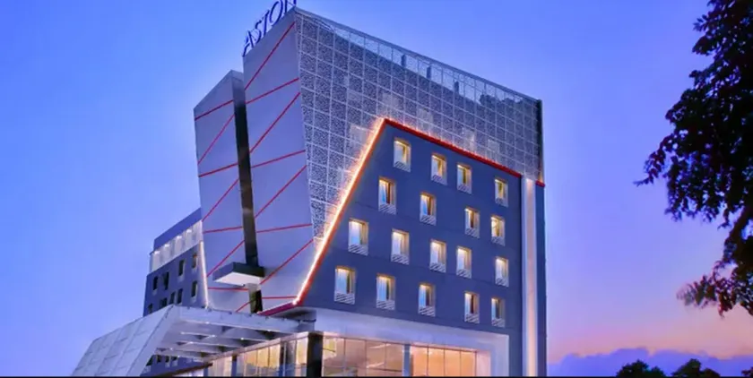 Aston Lampung City Hotel - Image 1