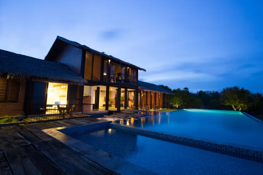 Aarya Lagoon - Image 1