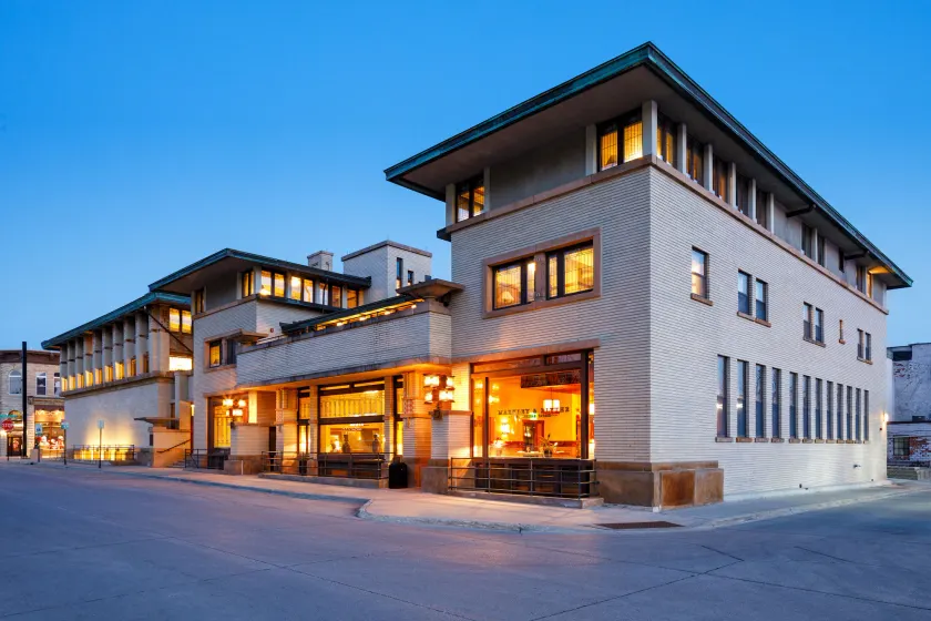 The Historic Park Inn Hotel - Image 1