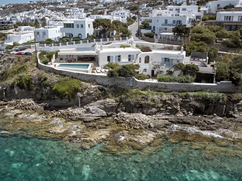 Belvedere Mykonos - Waterfront Villa & Suites - The Leading Hotels of the World - Image 1