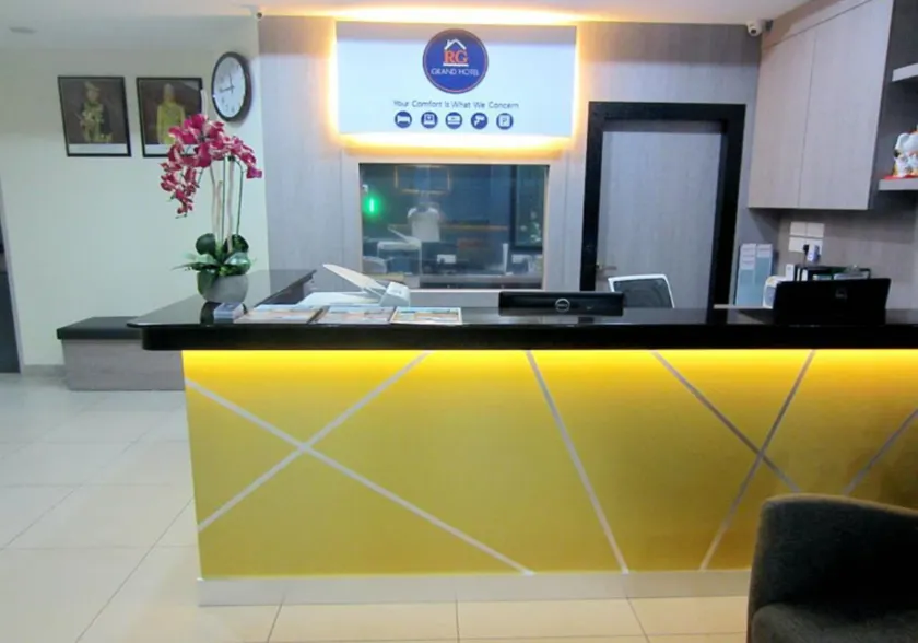 RG Grand Hotel - Image 1