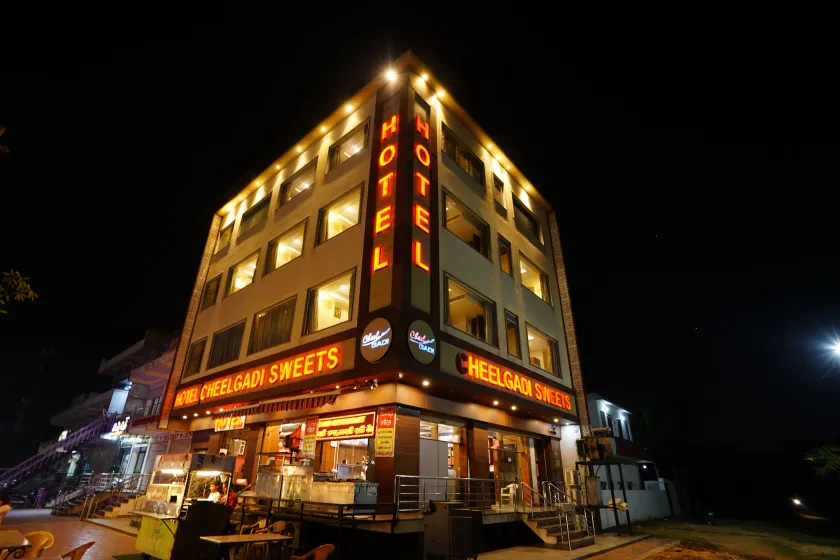 Hotel Cheelgadi - Image 1