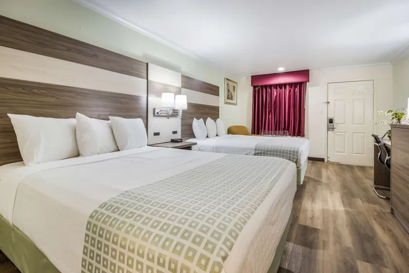 Americas Best Value Inn Columbus - Image 1
