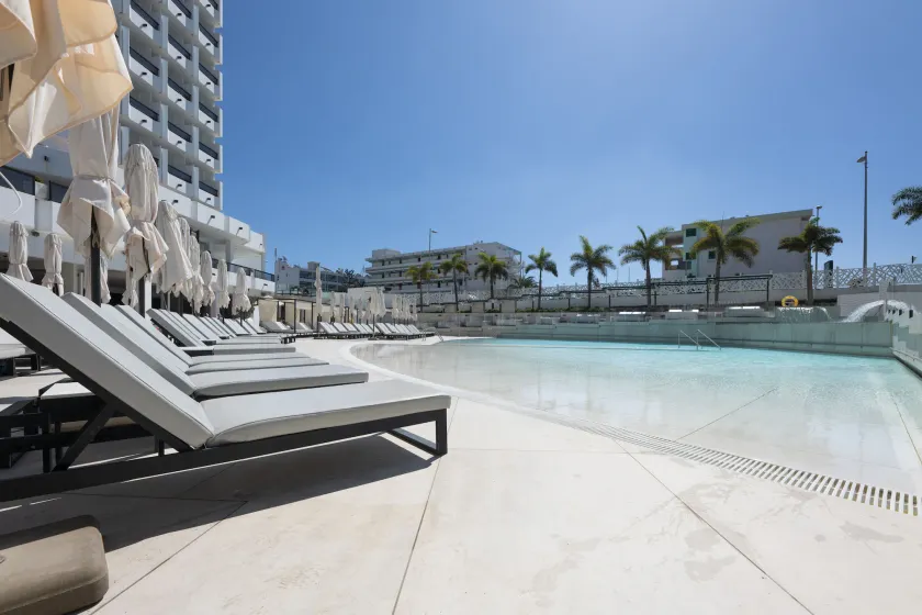 Hotel Caserio - Image 1