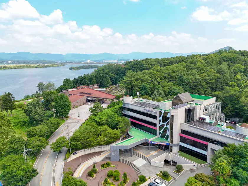 Sangsangmadang Chuncheon Stay Hotel - Image 1