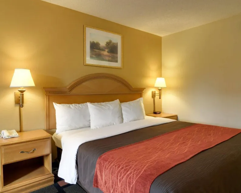 Quality Inn & Suites Malvern - Image 1