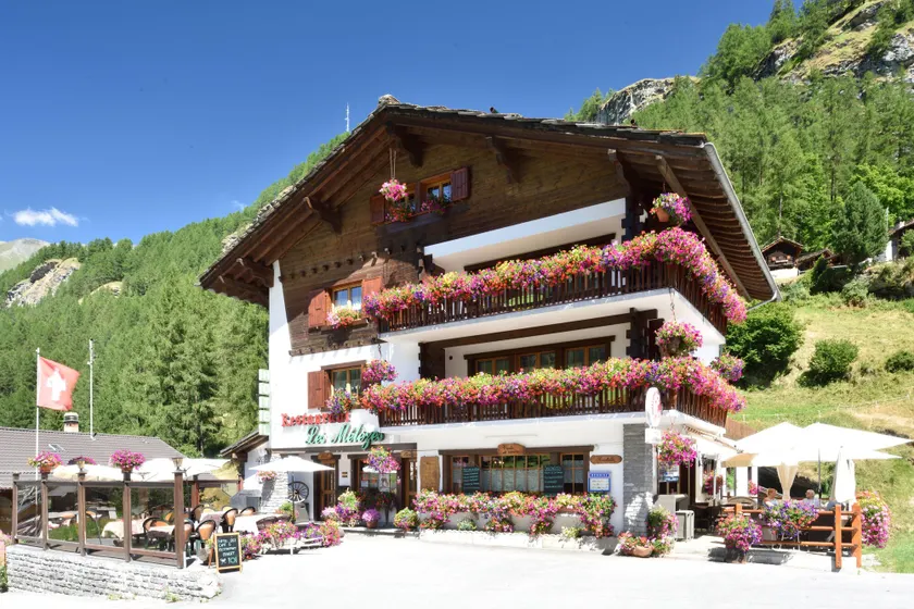 Hotel Les Mélèzes - Image 1