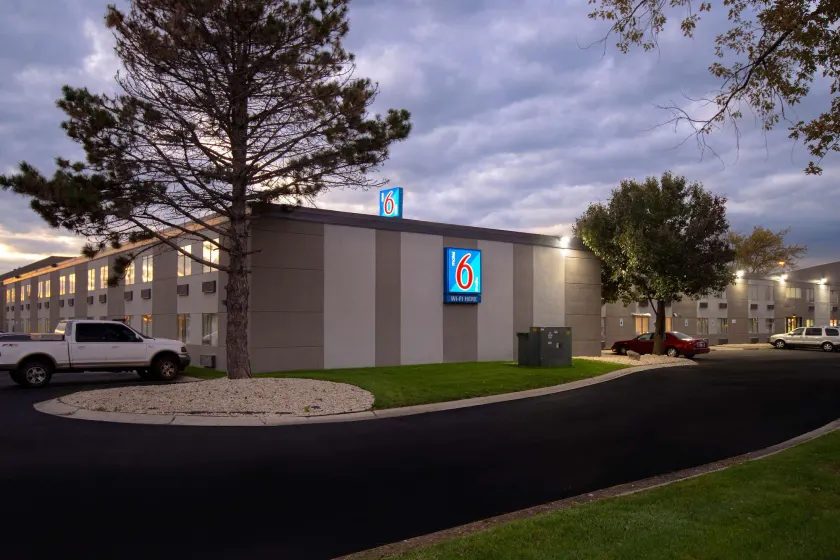 Motel 6-Merrillville, IN - Image 1