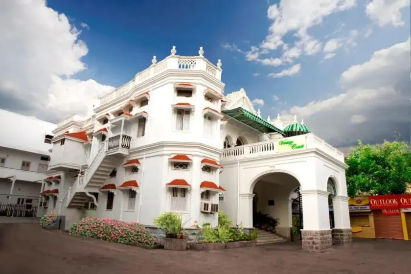 Taj Mahal Hotel Abids - Image 1