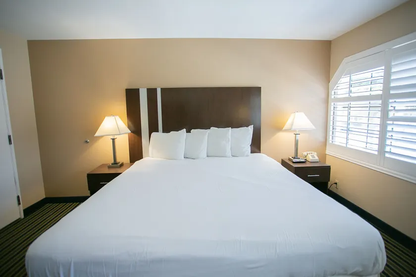 Travel Inn Sunnyvale - Image 1