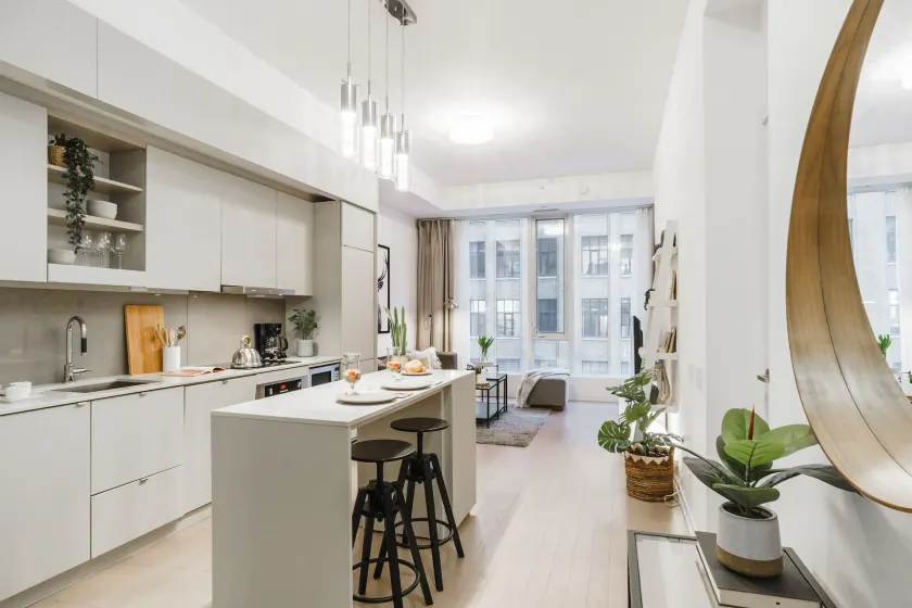 Sarkar Suites - Peter Street - Image 1