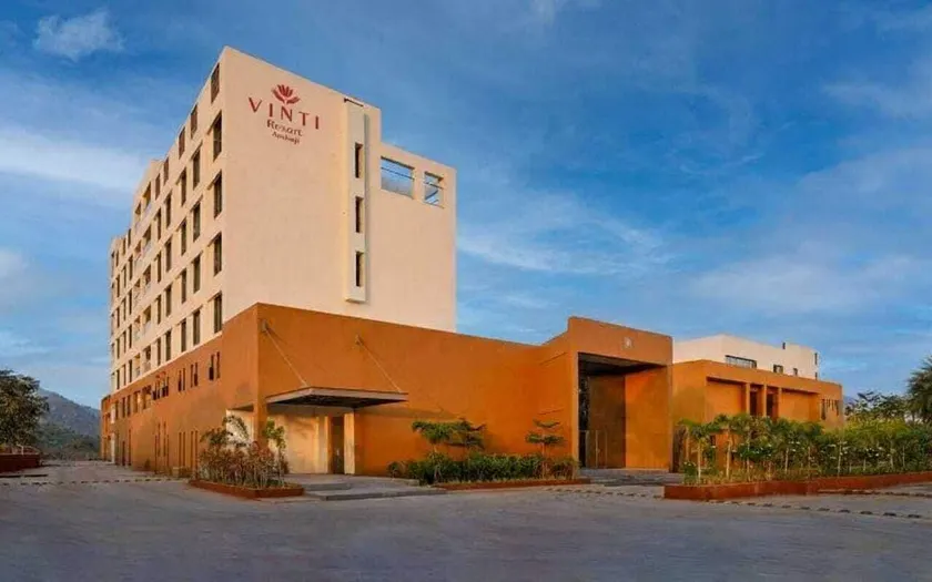 Vinti Resort - Image 1