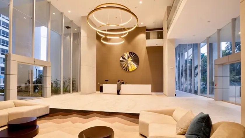 Moon Luxury Apartment - Image 1