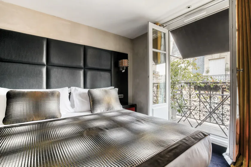 Chalgrin Boutique Hotel - Image 1