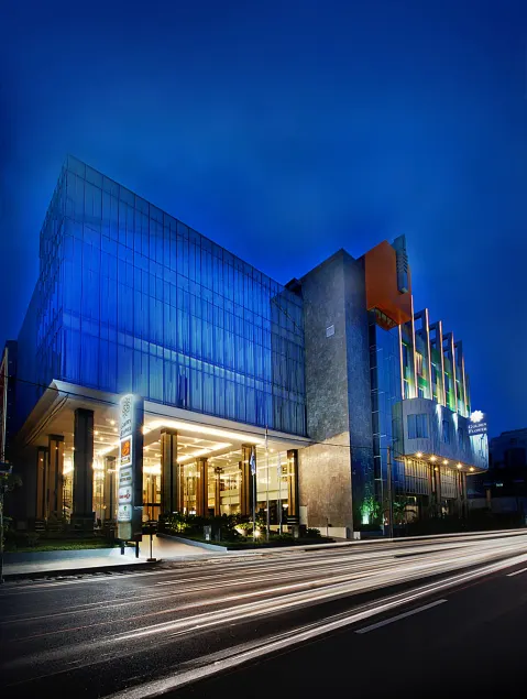 Golden Flower by KAGUM Hotels - Image 1