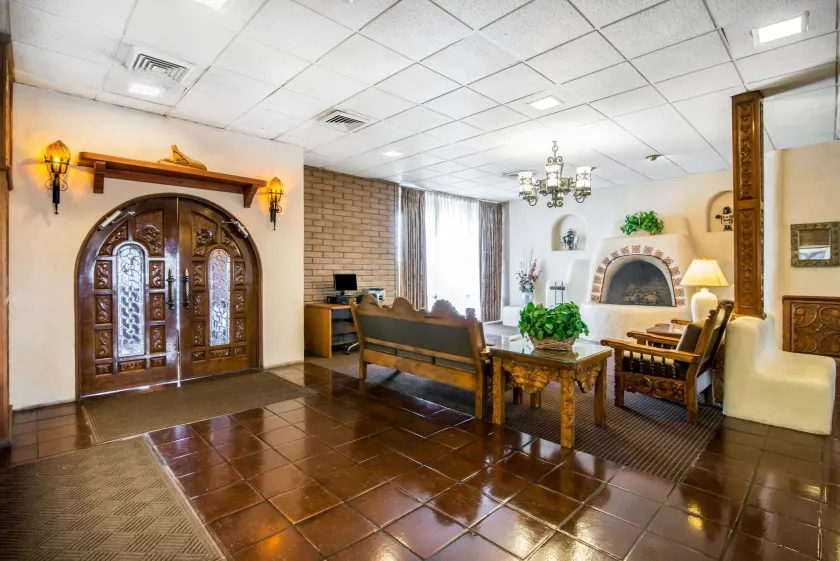 Quality Inn Taos - Image 1