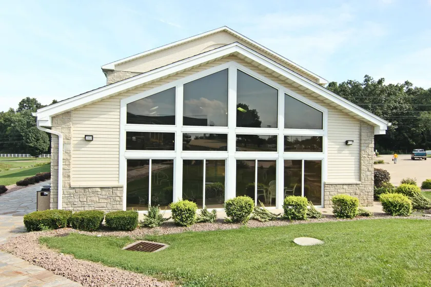 Crown Pointe Lodge; BW Signature Collection - Image 1
