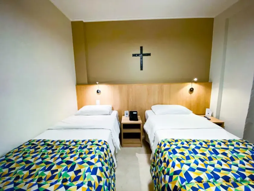 Hotel Rainha dos Apóstolos - Image 1