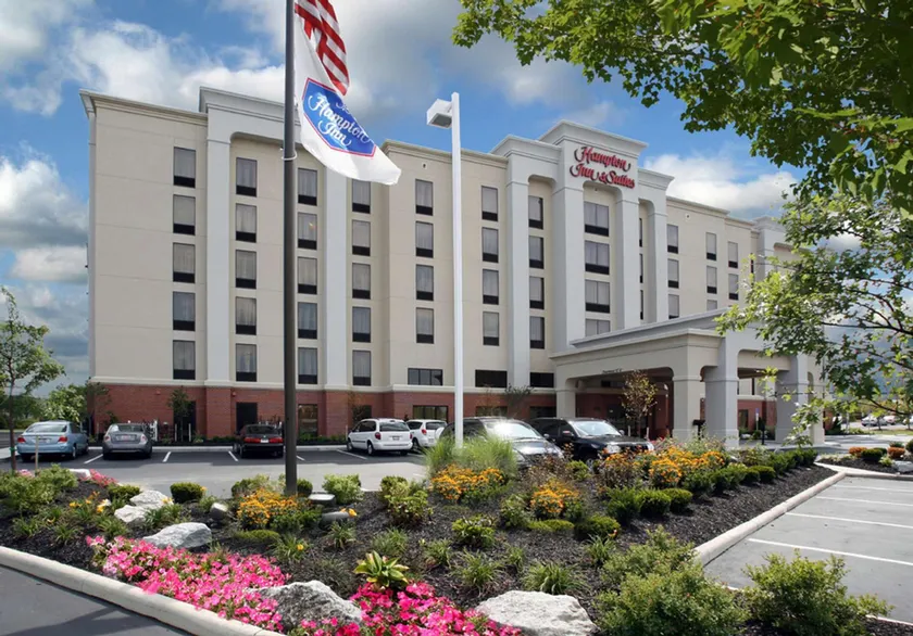 Hampton Inn & Suites Columbus Polaris - Image 1