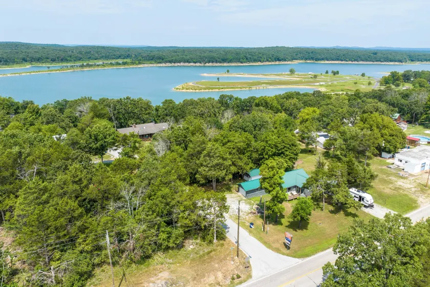Peaceful Lake Getaway Near Bull Shoals Marina - Image 1