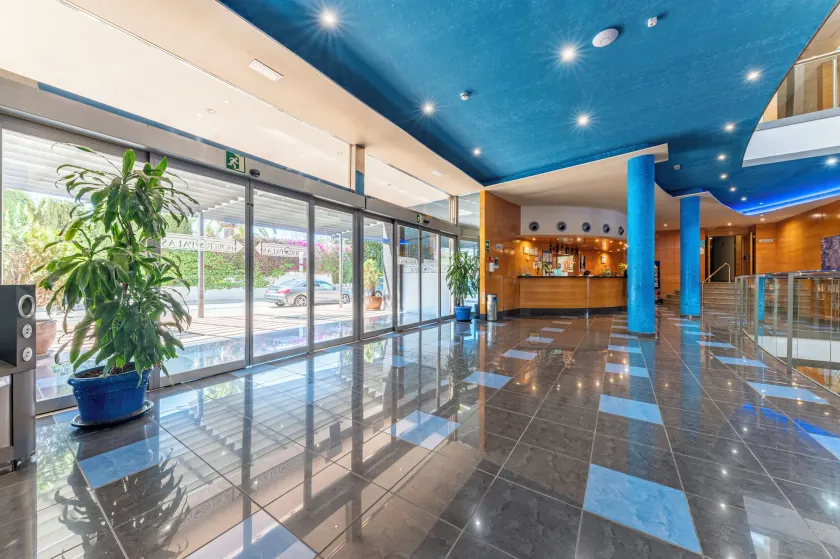 Hotel Rober Palas - Hall