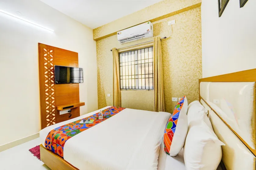FabHotel Sky Bay Residency - Image 1