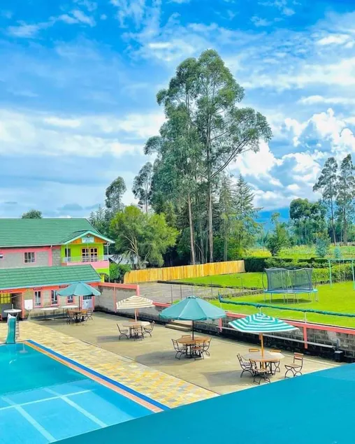 Dive In M's Hotel - Image 1