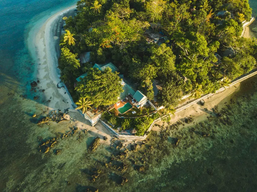 Hideaway Island Resort - Image 1