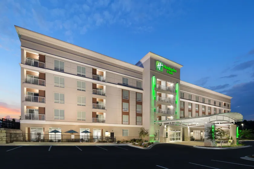 Holiday Inn & Suites Arden - Asheville Airport by IHG - Image 1