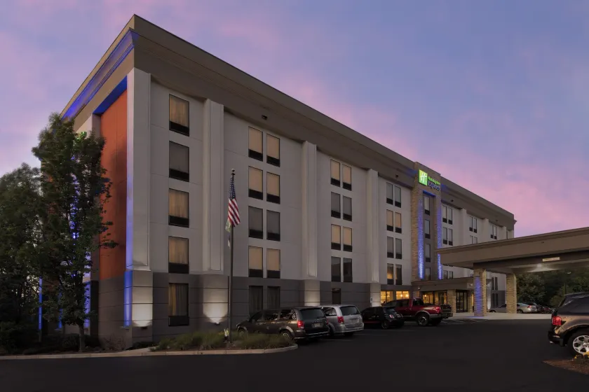 Holiday Inn Express Andover North - Lawrence by IHG - Image 1