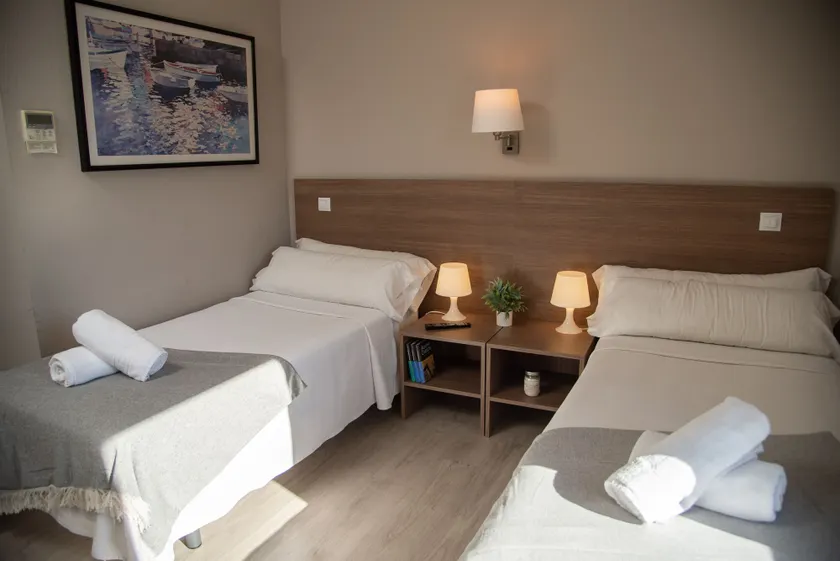 Hotel La Parada - Image 1