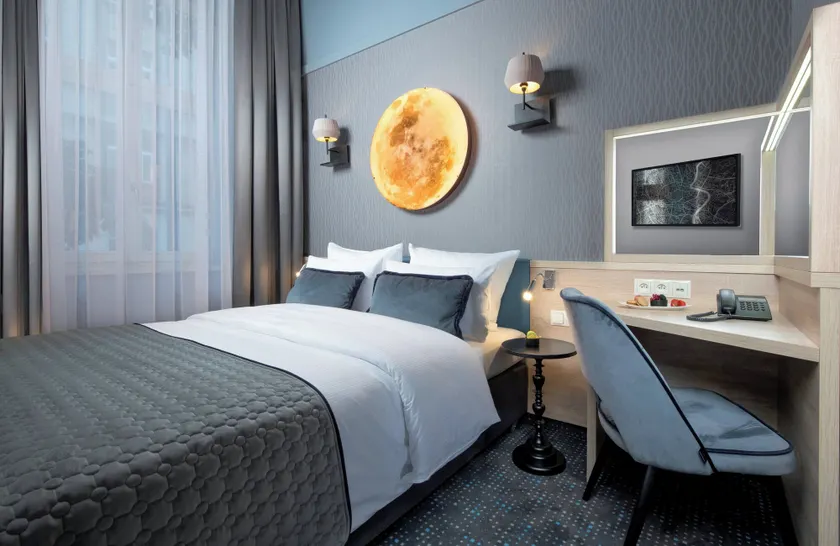 Leonardo Boutique Hotel Krakow Old Town - Image 1