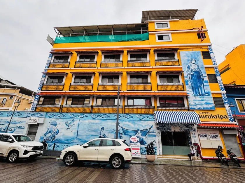Hotel Gurukripa - Image 1