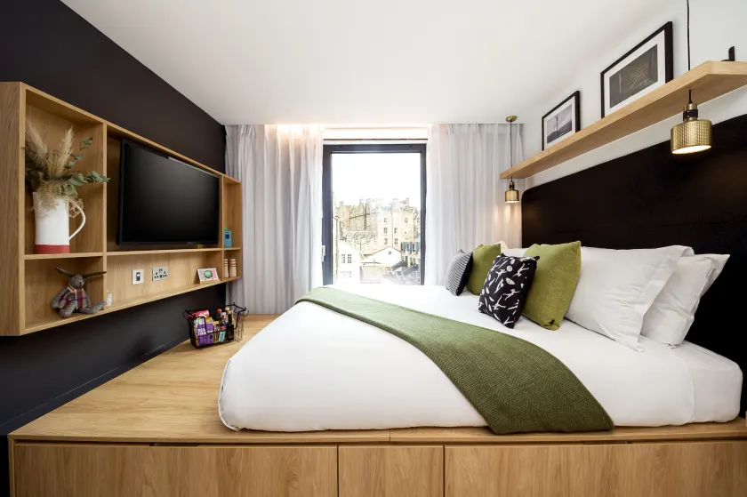 Wilde Aparthotels Edinburgh Grassmarket - Image 1